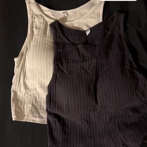 UNIQLO Ribbed Black and Cream Tank Tops